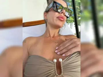 Bongacams Live Sex Cam of meow-777