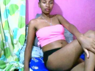 Chellah01 from bongacams