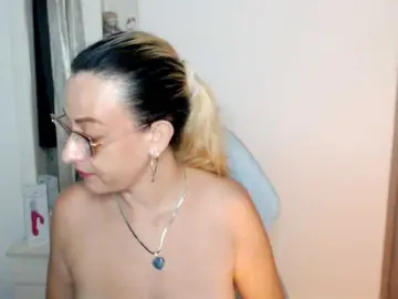 Bongacams Nude Webcam of maryline-w