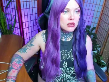 Bongacams Free Porn Cam of HellGa