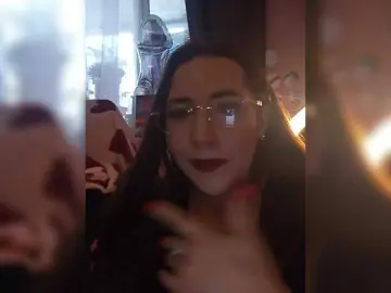 Sofa999 from bongacams