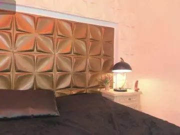 Bongacams Live Sex Cam of MiaCassel