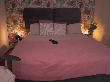 Bongacams Watch Live Sex Cams of DivineJass