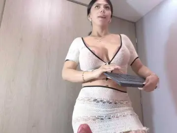 Bongacams Adult Webcam of Cloesweety