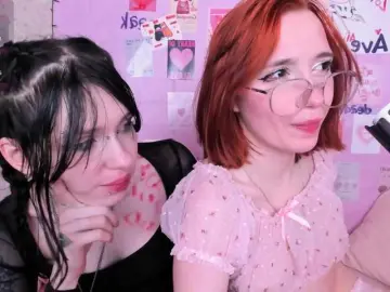 Bongacams Watch Live Sex Cams of Dark-Willlow