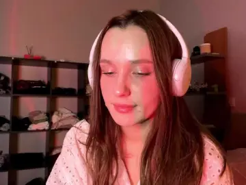 Bongacams Best Webcam of HollieDurand