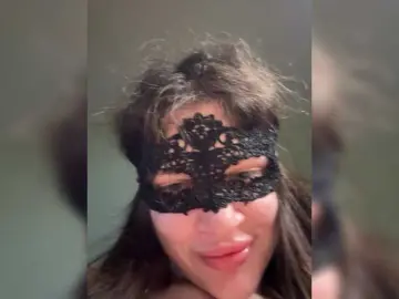 Bongacams Free Live Porn of BabyfaceVixen1