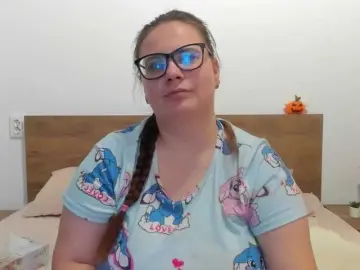 Bongacams Watch Live Sex Cams of amiravyxen