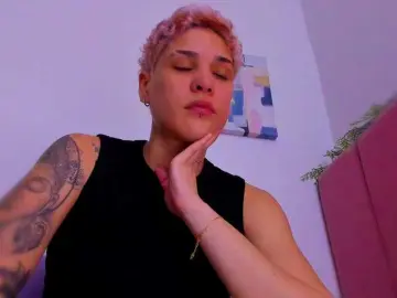 Bongacams Best live sex cam show of LauraR