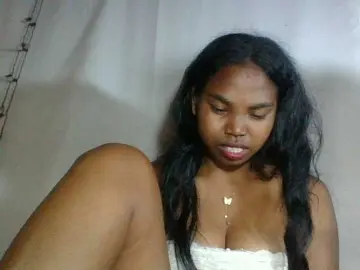 Bongacams Watch Live Sex Cams of Miarizou