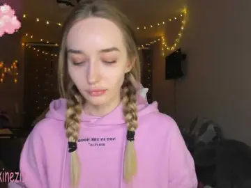 Bongacams Watch Live Sex Cams of Polikinesis