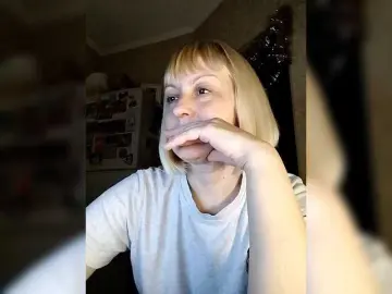 Bongacams Best live sex cam show of krisss2016