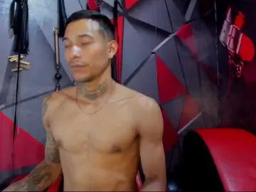 Hana-and-Zeta from bongacams