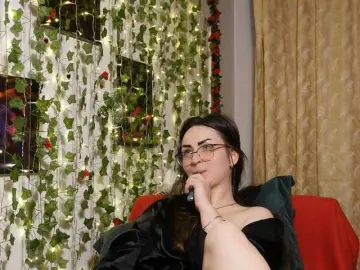 Bongacams Private Sex Chat of NaughtYHomemadE