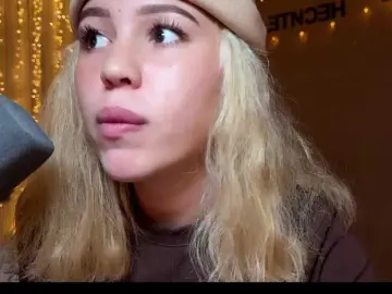 AmyGlad from bongacams