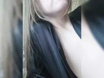 Bongacams Watch Live Sex Cams of Viktoria-play