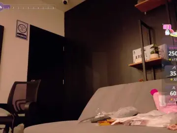 Bongacams Watch Live Sex Cams of APRILHILL