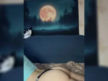 Bongacams Best live sex cam show of Sun-Moon