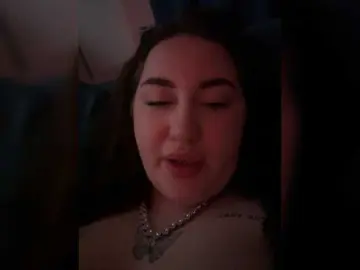 Bongacams Adult Video Chat of MoonAura