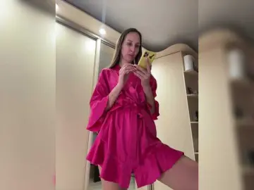 Bongacams Sex Chat of hothoneybabe