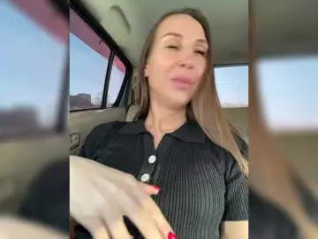 Bongacams Sex Chat of hothoneybabe