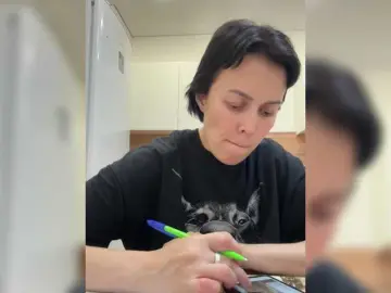 Bongacams Watch Live Sex Cams of vik77777A