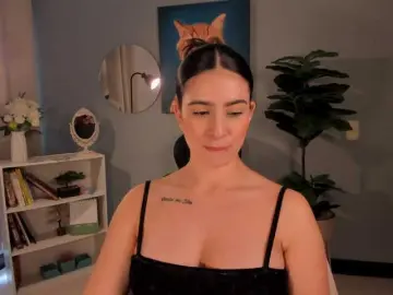 Bongacams Free Porn Cam of LiaPearce