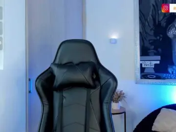 Bongacams Best live sex cam show of BellaRossi