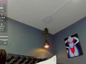 Bongacams Nude Webcam of Sophiietaylor