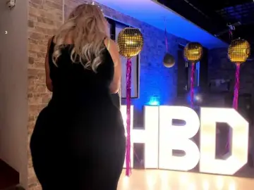 Bongacams Private Sex Chat of xcarlet1