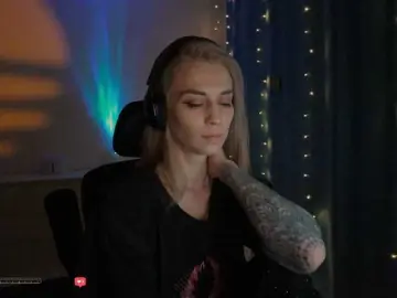 Bongacams Nude Webcam of BlackMonro