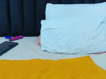 Bongacams Free Live Porn of colombiamommy