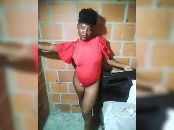 EmiliAddams from bongacams