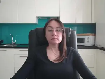 Bongacams Free Porn Cam of dulcesiomar8