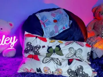 Bongacams Live Sex of ashley-jenner