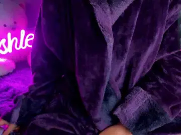 Bongacams Free Porn Cam of ashley-jenner