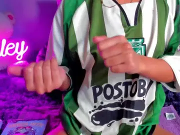 Bongacams Live Sex of ashley-jenner