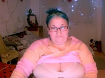 Bongacams Free Porn Cam of BlondyBigBoobs