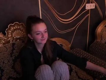 Bongacams Live Porn of CyrenaLuxe