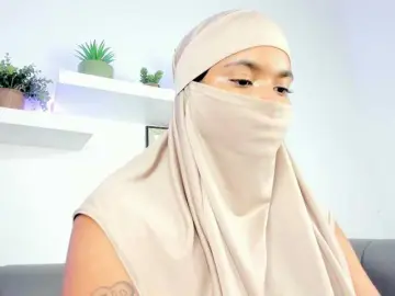 Bongacams Free Porn Cam of Aura-cuutee