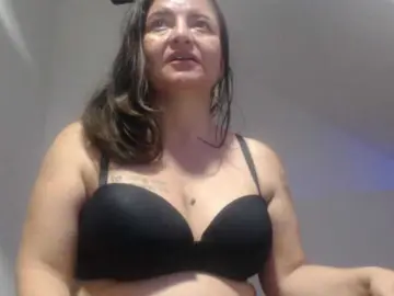 Bongacams Best Webcam of DeboraCienfuegos25