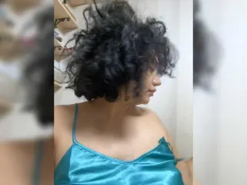 Meri-m from bongacams