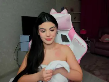 Bongacams Sex Cam of SnowingWinter