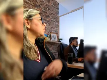 Bongacams Nude Webcam of Cata-office1