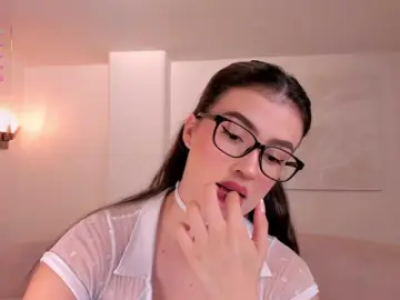 Bongacams Live Sex Cam of PaulinaSantos1