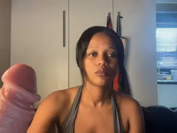 Bongacams Nude Webcam of SexyBaddie