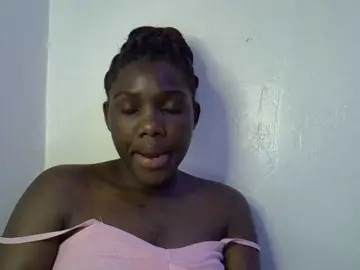 Bongacams Nude Webcam of Smiling-Machine