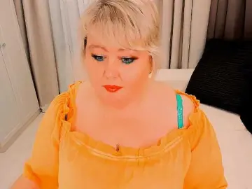 Bongacams Sex Cam of XBIGTITSXX