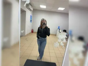 Bongacams Adult Webcam of mIrindAcam