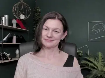 Bongacams Best live sex cam show of mrsVivian